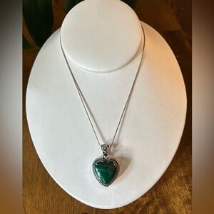 Sterling 925 Malachite Heart Pendant Necklace 20 Inches